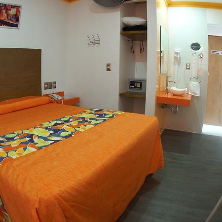 Hotel Yekkan Хуаучинанго Екстериор снимка