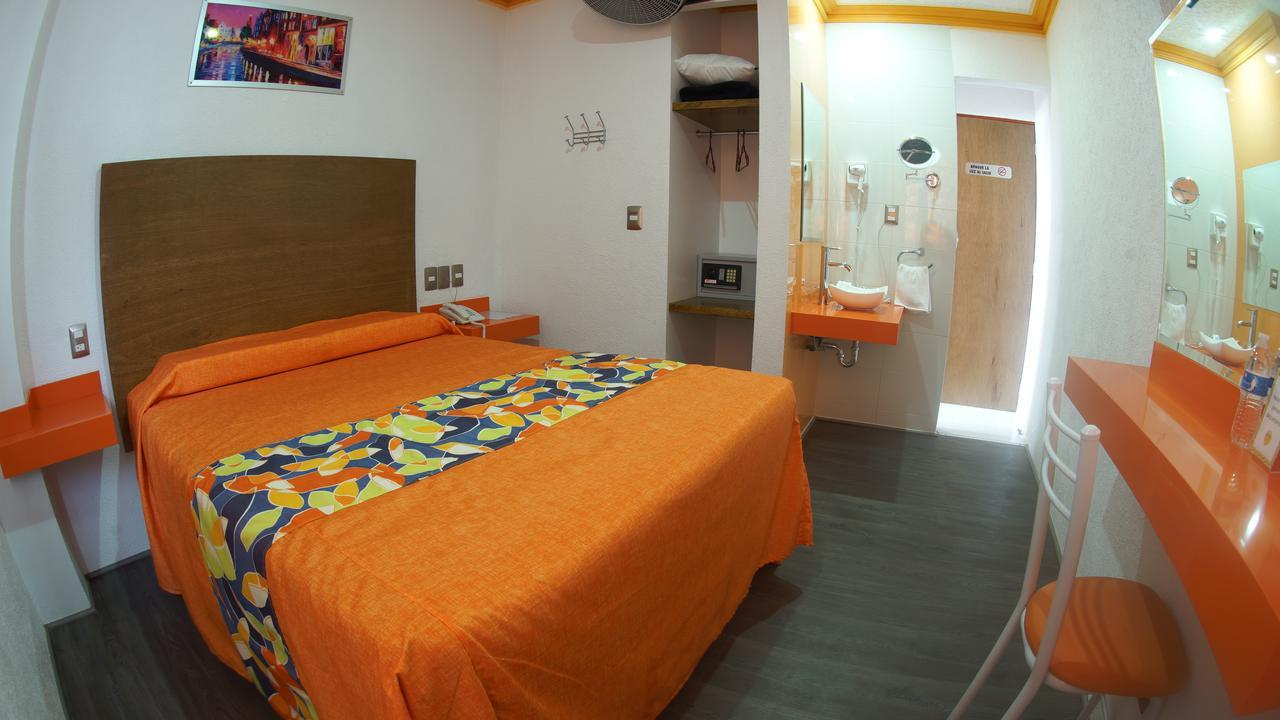 Hotel Yekkan Хуаучинанго Екстериор снимка